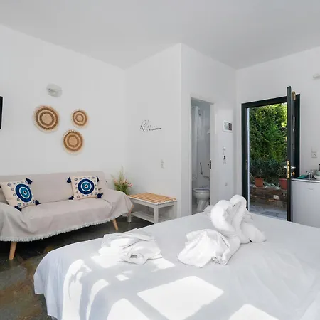 Eleni Rooms Parikia  Exterior photo