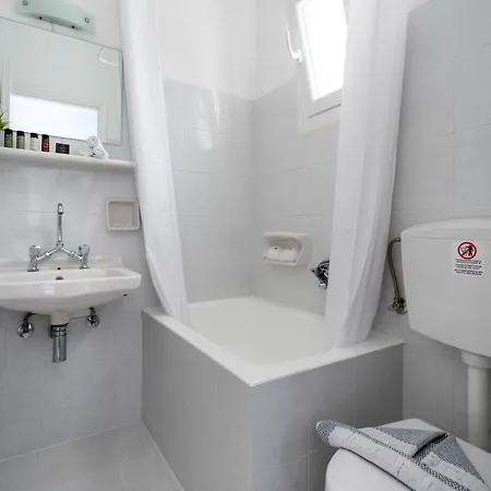 Eleni Rooms Parikia  Exterior photo